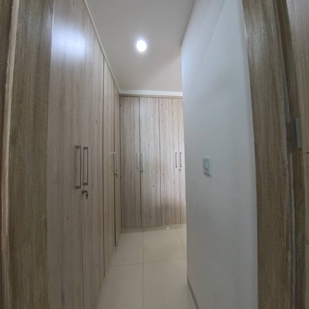 APARTAMENTO EN VENTA EN EL EDIFICIO SAFANA