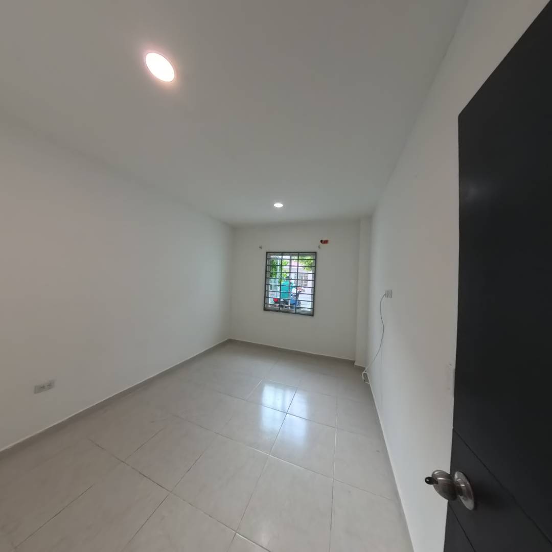 CASA EN ARRIENDO EN LA URBANIZACION VALLEJO