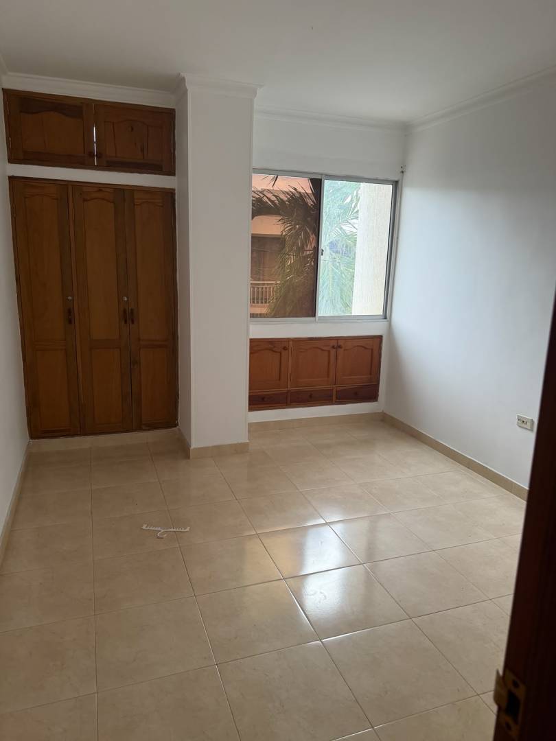 APARTAMENTO EN ARRIENDO EN PORTAL DE LAS PALMERAS