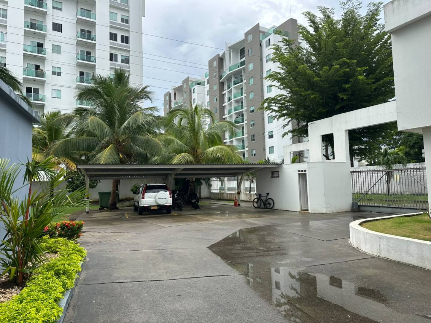 APARTAMENTO EN ARRIENDO AMOBLADO EN TERRAZAS DE CASTILLA