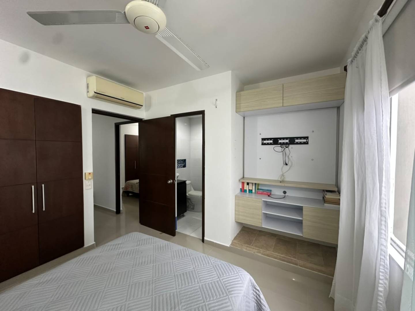 APARTAMENTO EN ARRIENDO AMOBLADO EN TERRAZAS DE CASTILLA