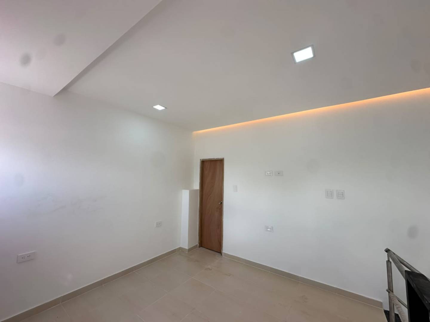 APARTAESTUDIO EN ARRIENDO EN LA FLORESTA