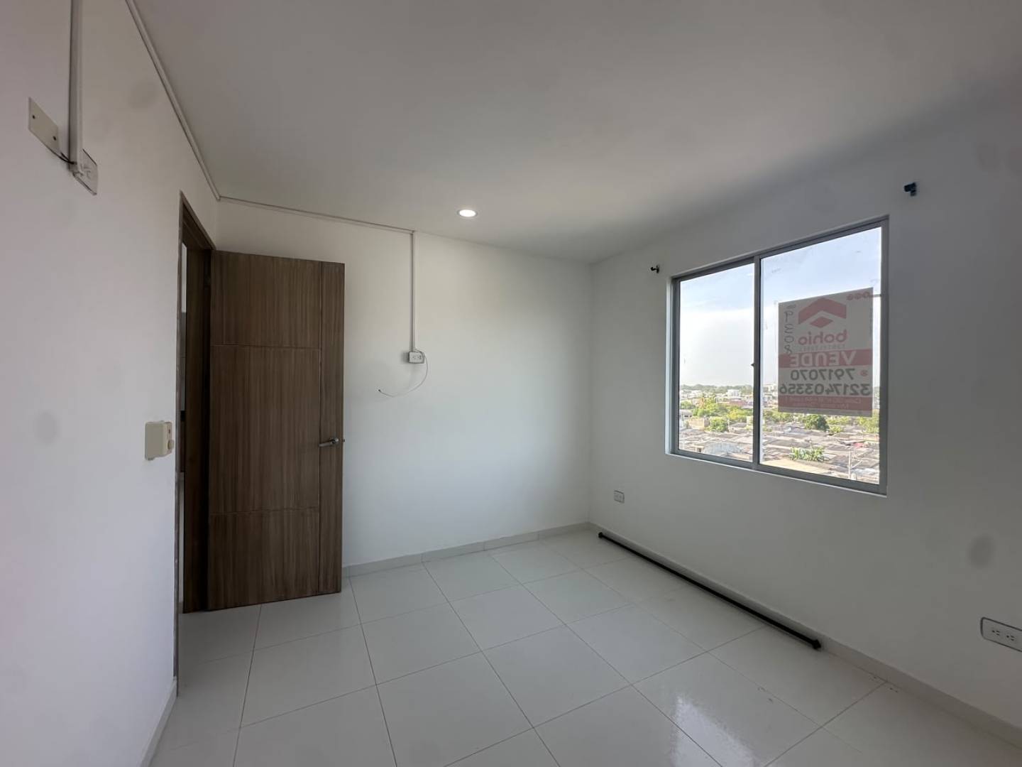 APARTAMENTO EN VENTA EN EL EDIFICIO MIRADOR RONDA DEL SINU