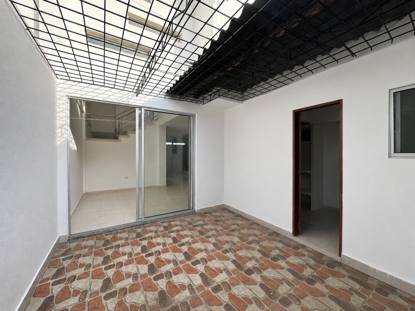 CASA EN VENTA EN CONJUNTO RESIDENCIAL THALANTHA