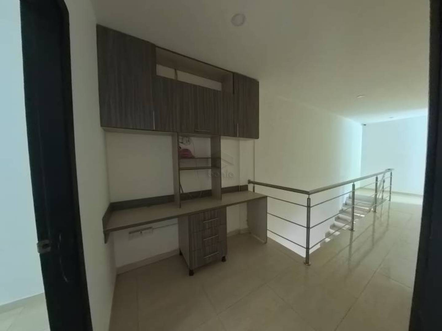 CASA EN VENTA EN LA FLORESTA