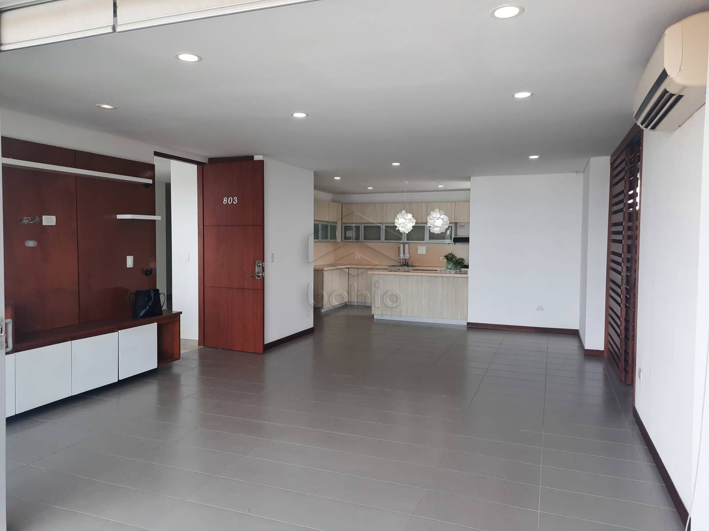 APARTAMENTO EN ARRIENDO EN EL EDIFICIO SAN PIERO