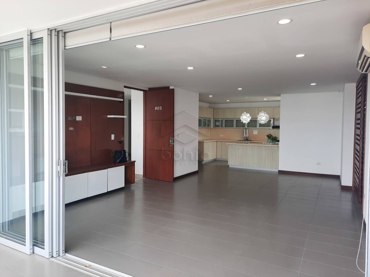 APARTAMENTO EN ARRIENDO EN EL EDIFICIO SAN PIERO