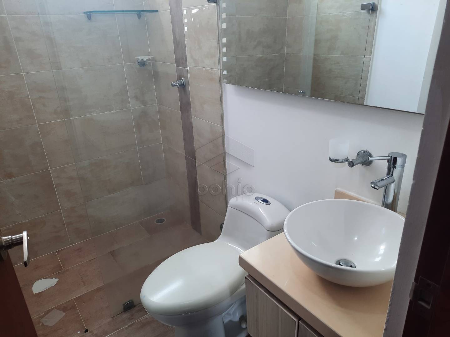 APARTAMENTO EN ARRIENDO EN EL EDIFICIO SAN PIERO