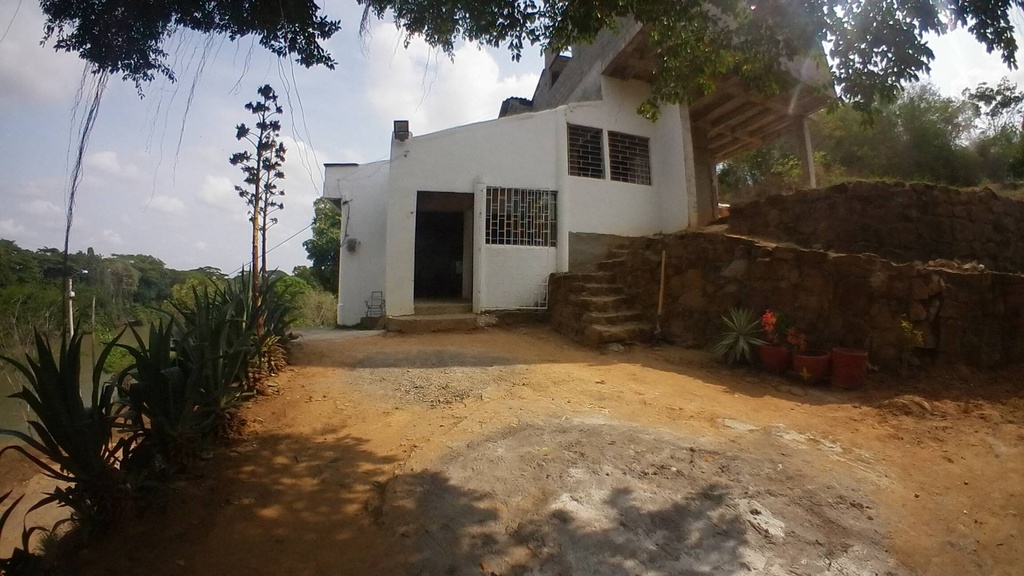 VENDO CASA FINCA.
