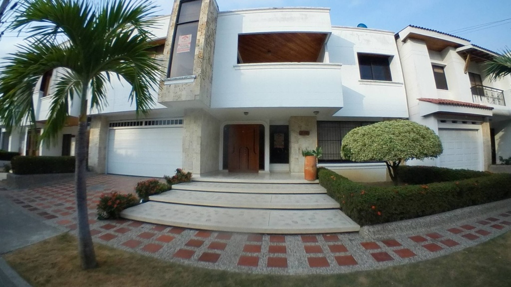 CASA EN VENTA