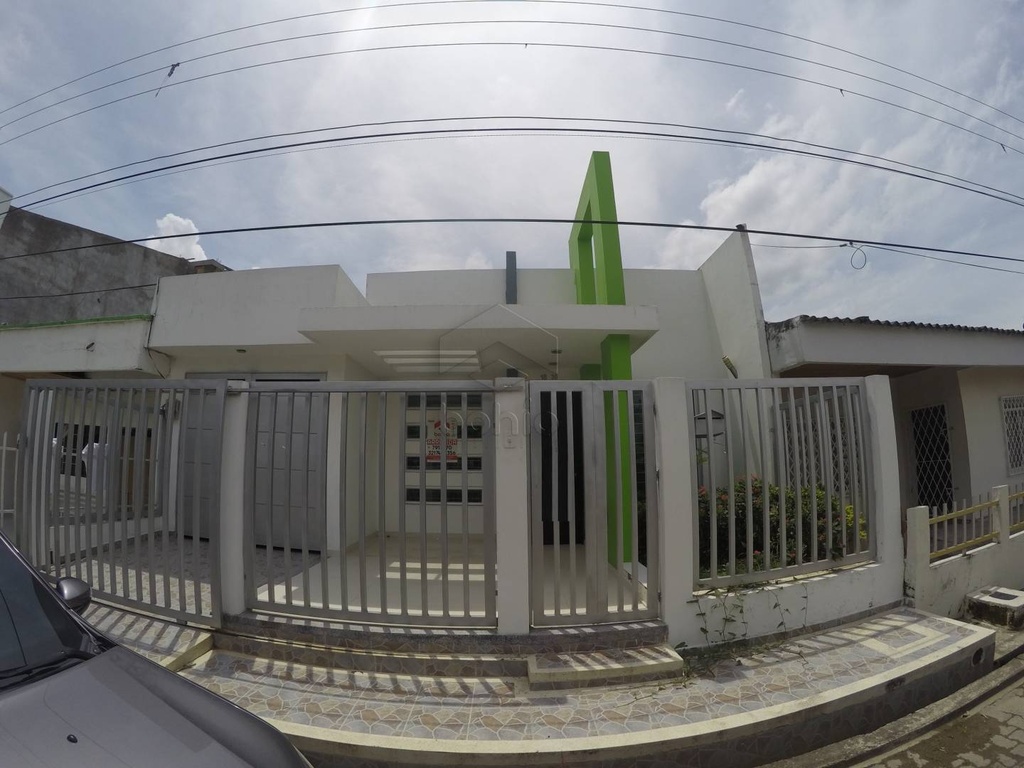 CASA EN ARRIENDO EN 6 DE MARZO