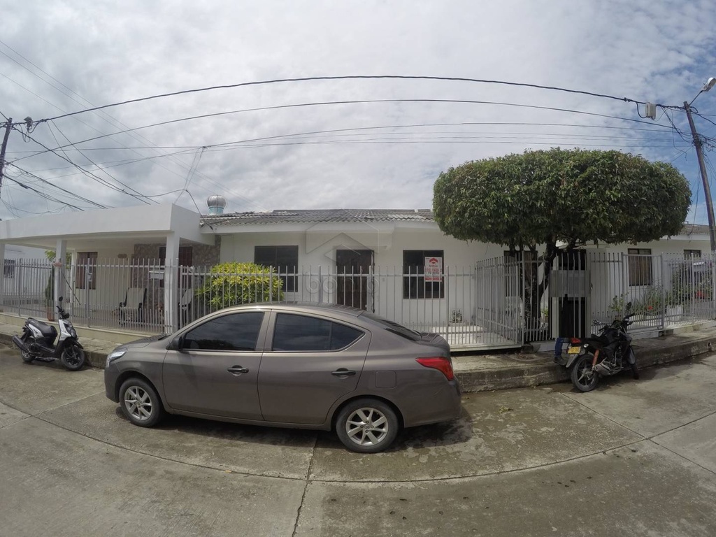 CASA EN ARRIENDO EN EL BARRIO LIMONAR