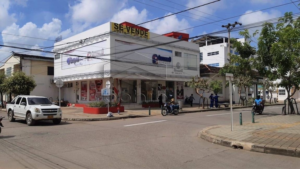 EDIFICIO EN VENTA EN CHUCHURUBI
