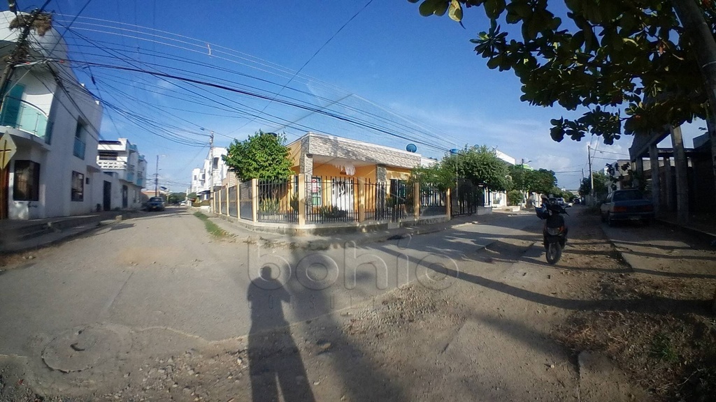 CASA EN VENTA EN EL BARRIO TACASUAN