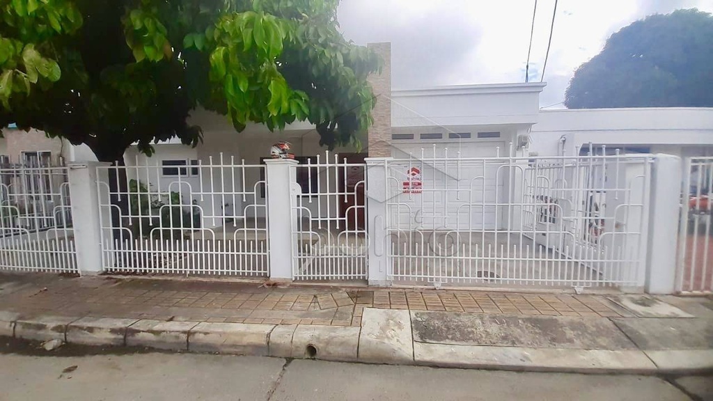 CASA EN VENTA Y  ARRIENDO EN EL CENTRO