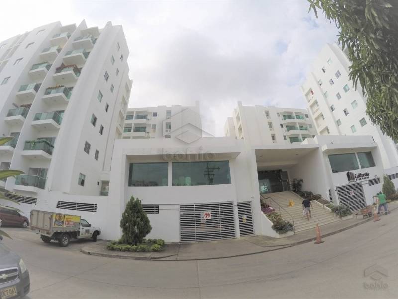 APARTAESTUDIO EN ARRIENDO EN CALIFORNIA CLUB HOUSE