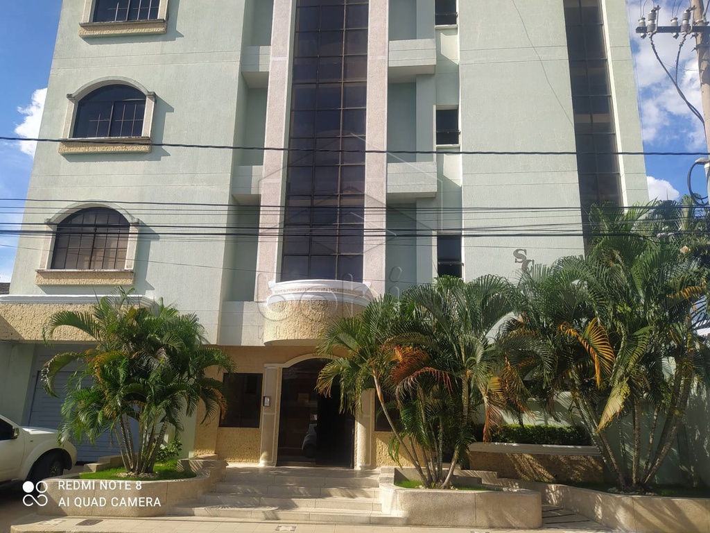 CONSULTORIO EN VENTA EN EL CENTRO EDIFICIO SANTA CLARA