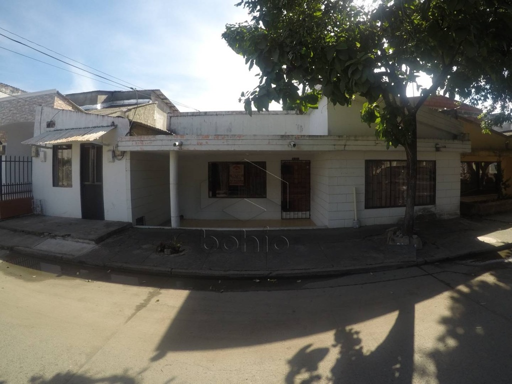 CASA EN VENTA Y ARRIENDO EN EL CENTRO