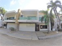 CASA EN ARRIENDO Y VENTA EN LAGOS DE SANTA RITA