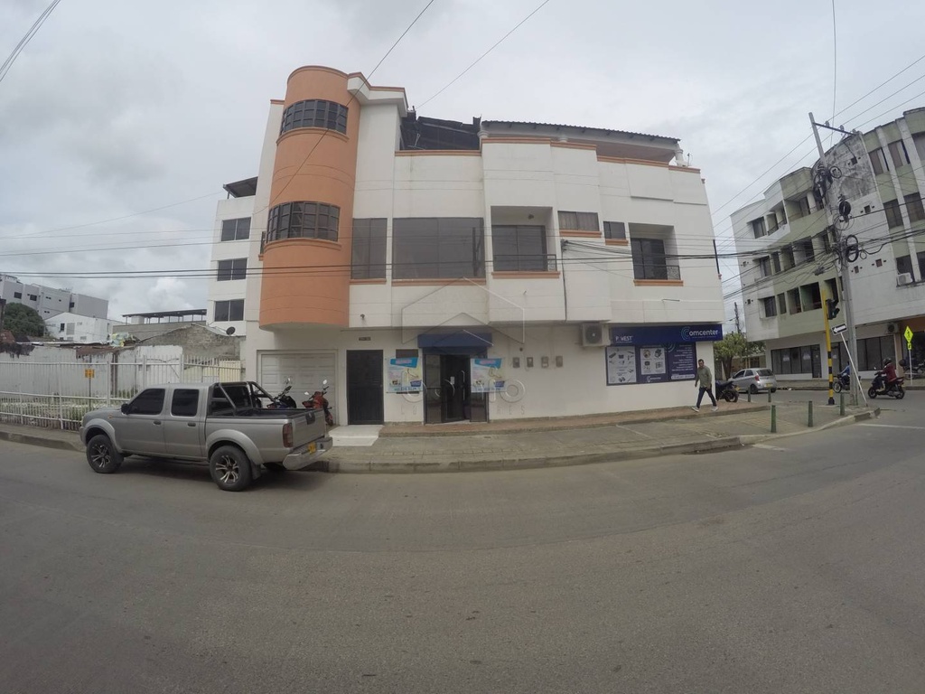APARTAMENTO EN ARRIENDO EN EL CENTRO EN SEGUNDO PISO