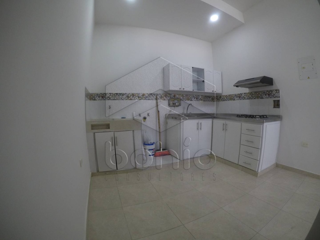 APARTAESTUDIO EN ARRIENDO