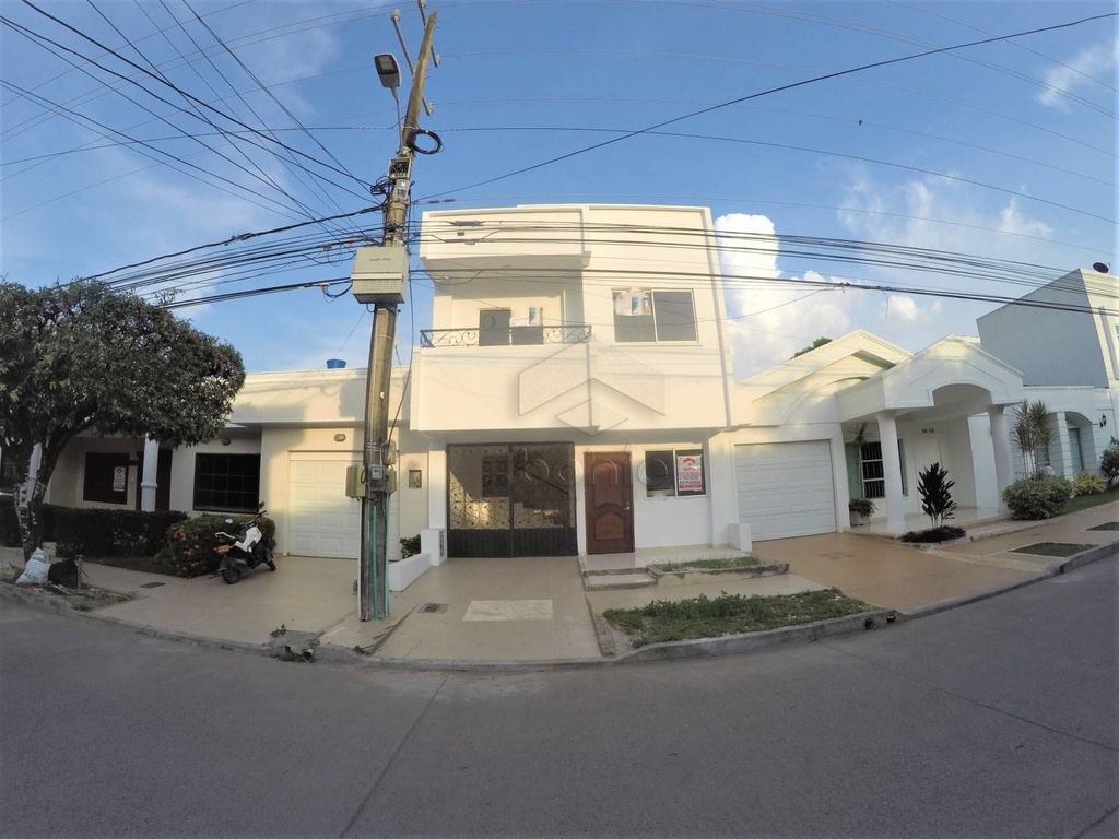 CASA EN ARRIENDO EN EL BARRIO LA CASTELLANA
