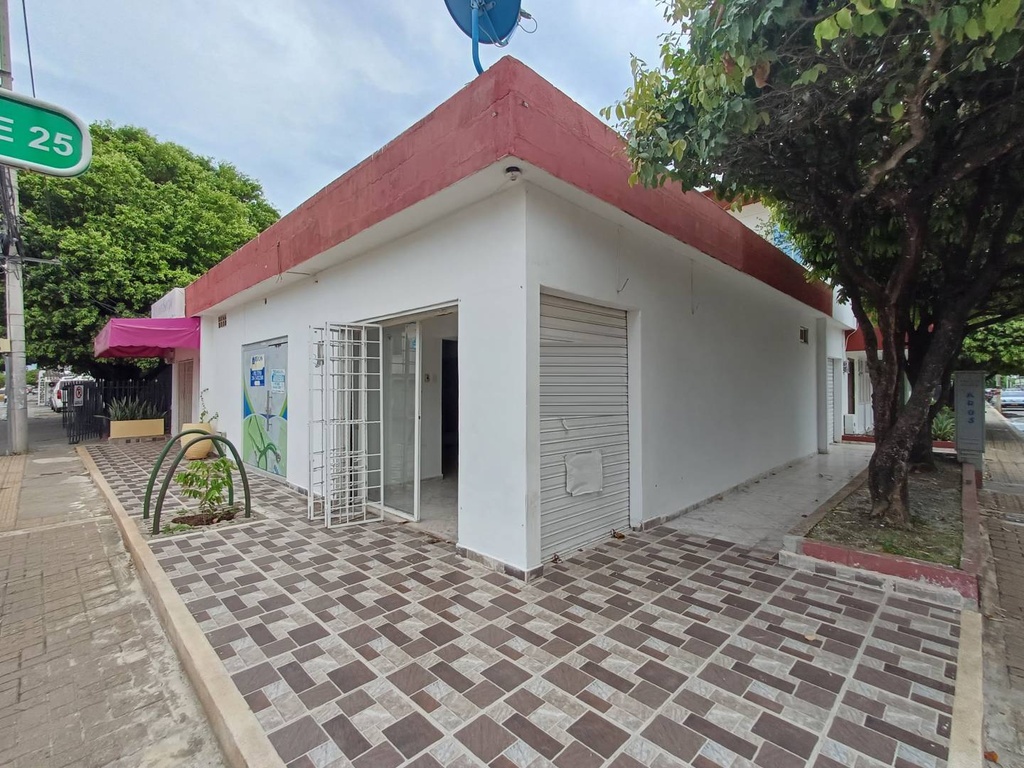 LOCAL COMERCIAL EN ARRIENDO EN EL CENTRO
