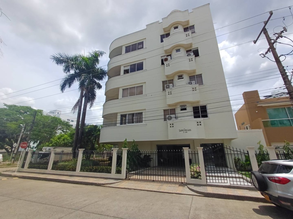 APARTAMENTO EN VENTA EN EL EDIFICIO LUCAS BARRIO EL RECREO