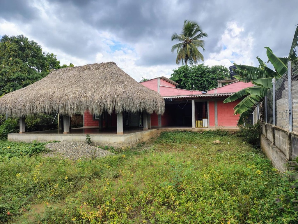 CASA CAMPESTRE EN VENTA