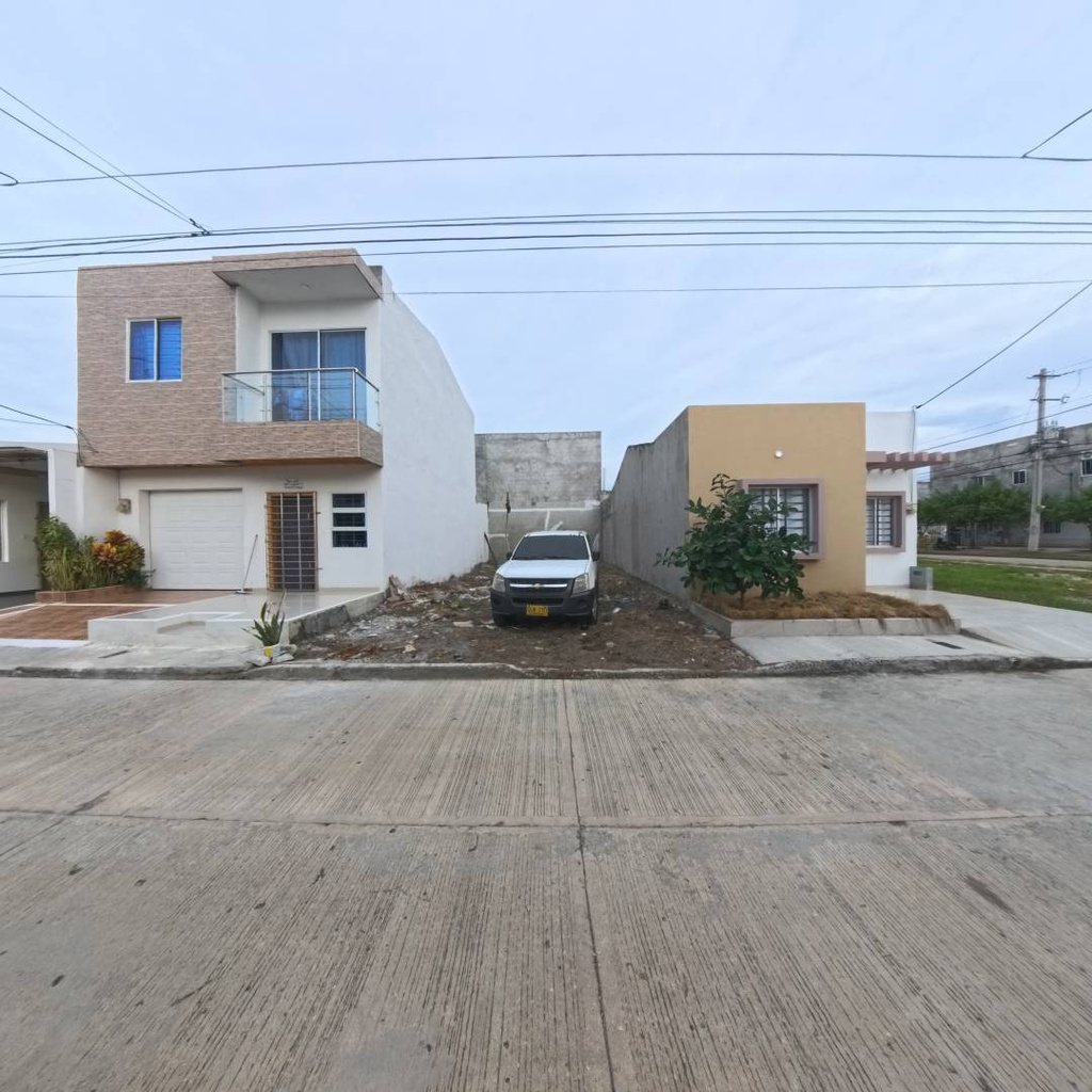 LOTE O CASA SOBRE PLANO EN VENTA