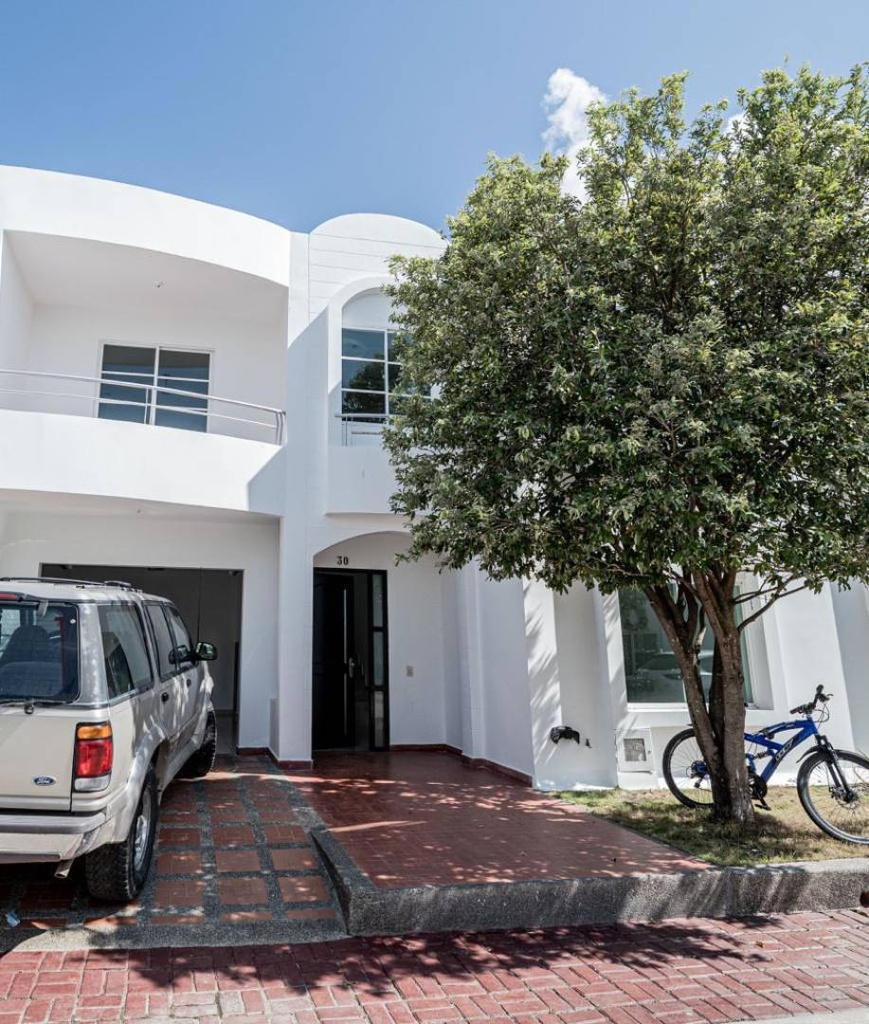 CASA EN VENTA