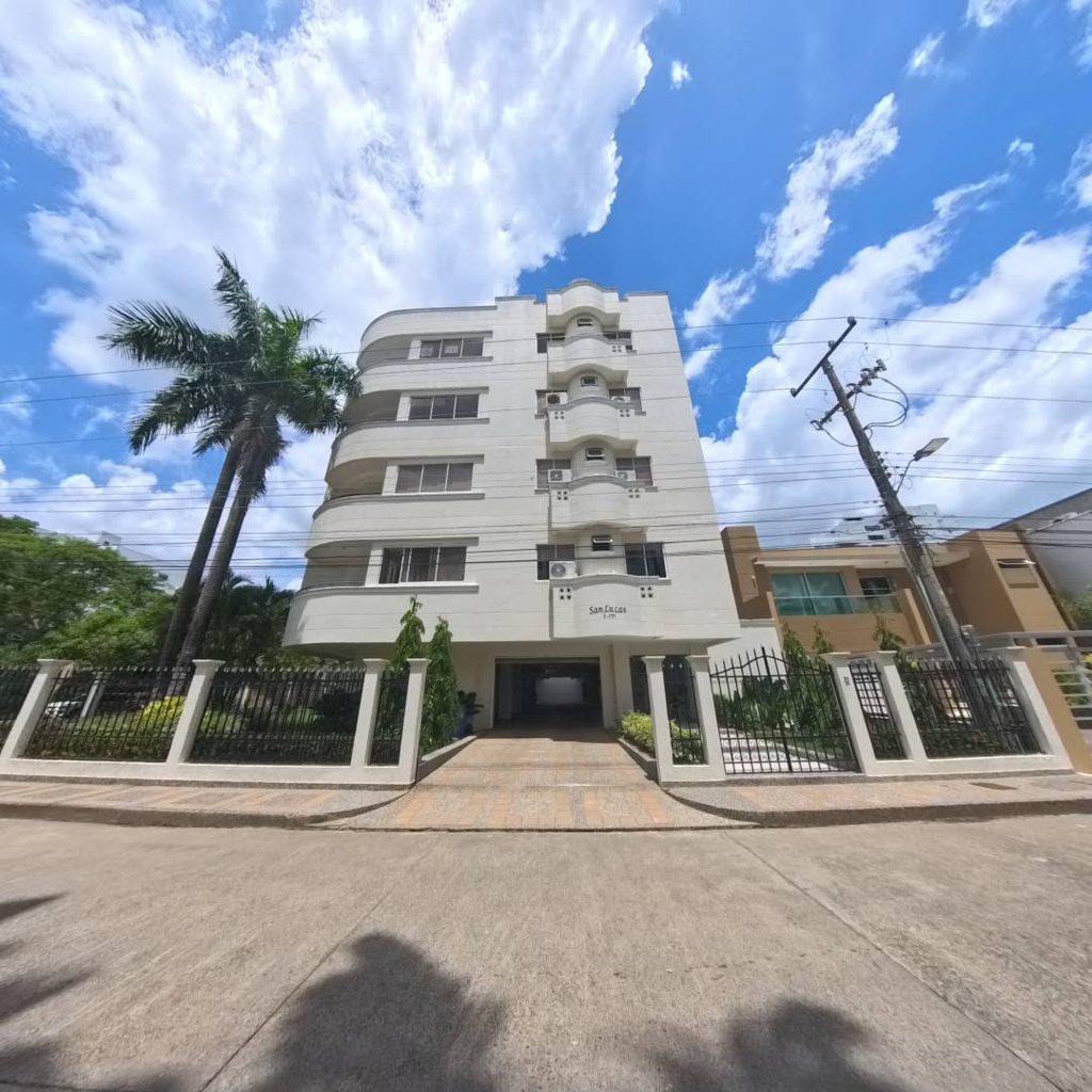 APARTAMENTO EN ARRIENDO EN EL EDIFICIO SAN LUCAS