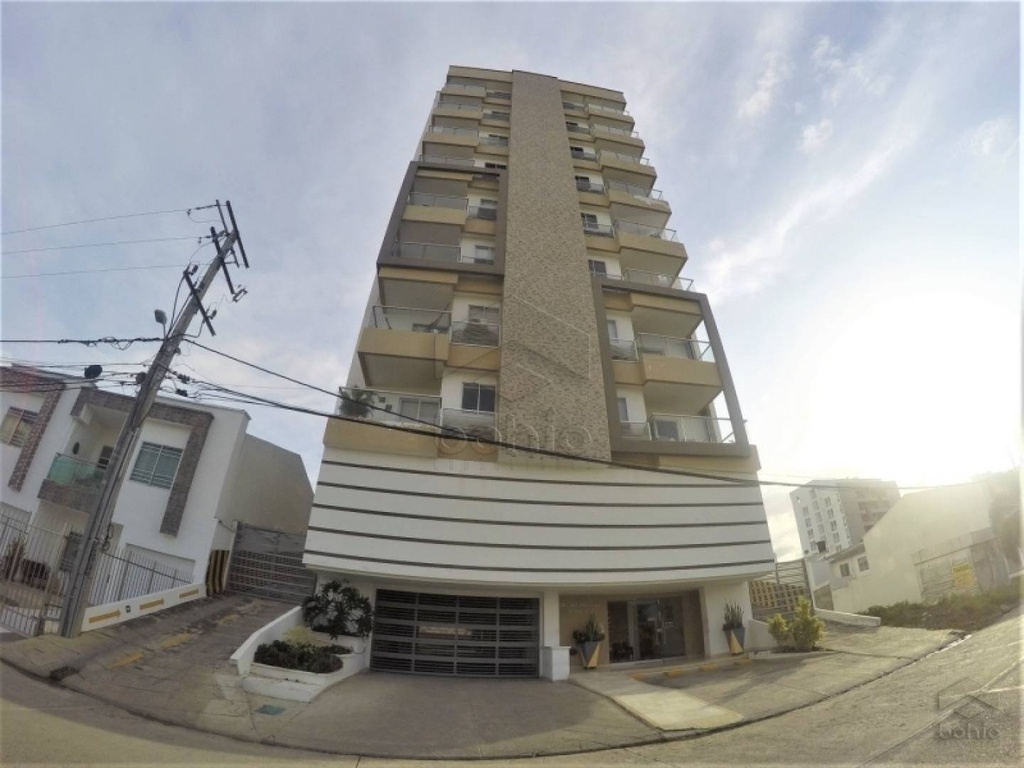 APARTAMENTO EN ARRIENDO EN BOREAL 53