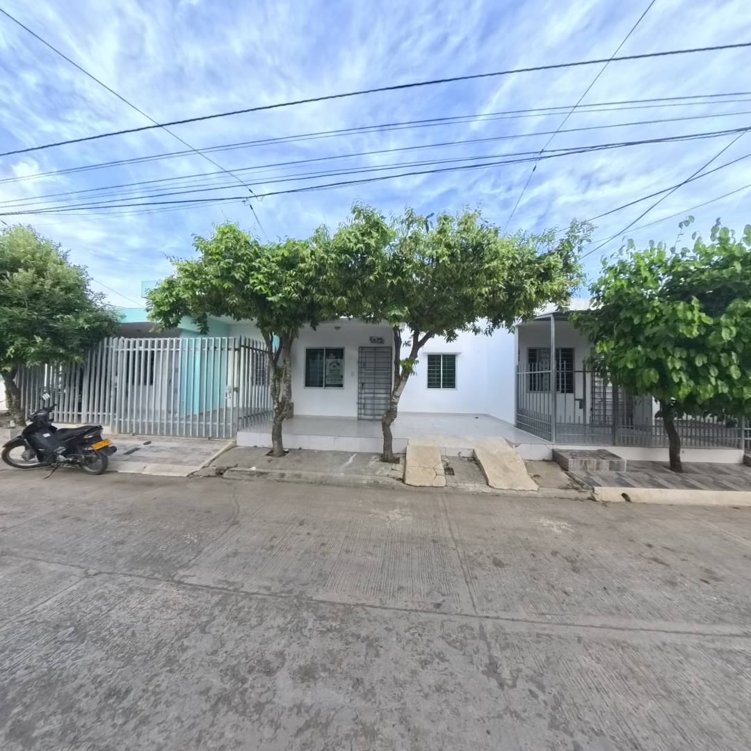 CASA EN ARRIENDO EN LA URBANIZACION VALLEJO