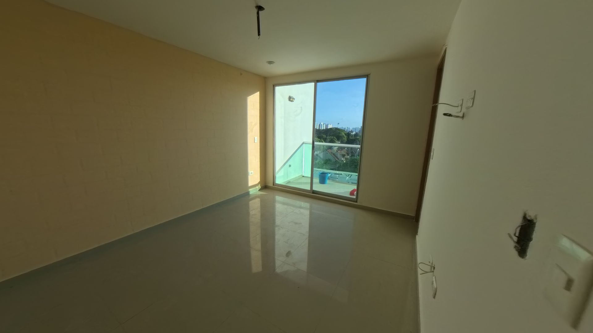 APARTAMENTO - ARRIENDO - TORRE 951