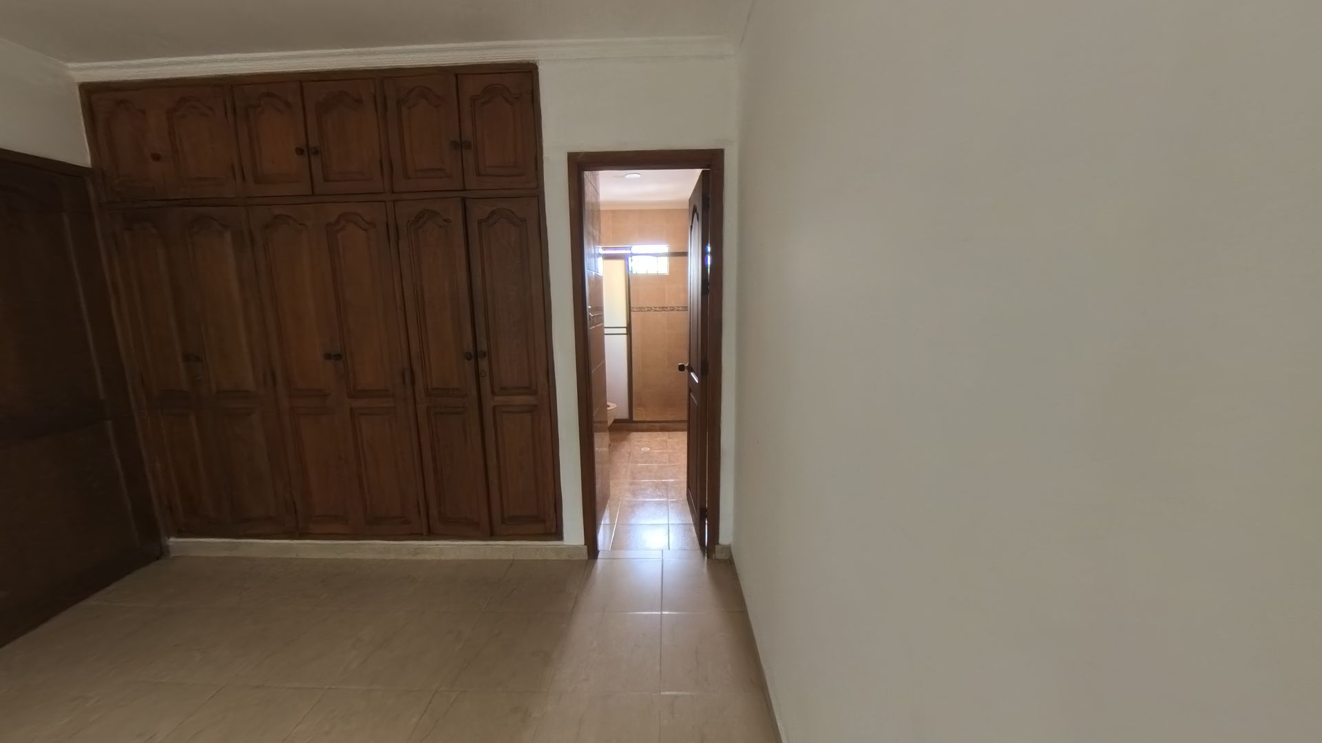 CASA - ARRIENDO - FAMILIAR - COMERCIAL