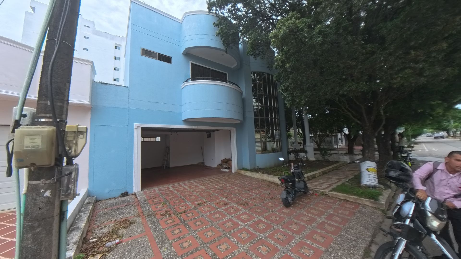 CASA - ARRIENDO - FAMILIAR - COMERCIAL